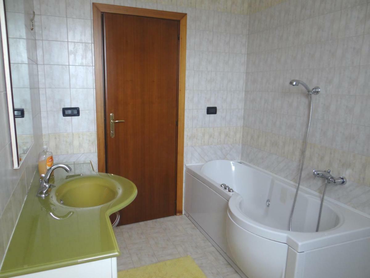 Grande Appartamento Al Mare Martinsicuro Extérieur photo